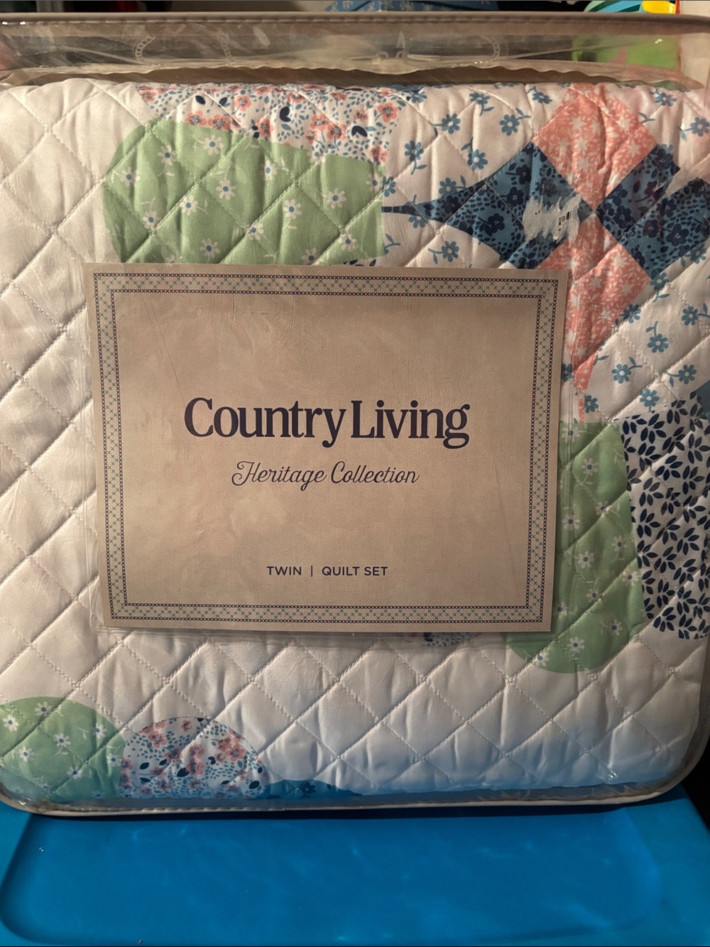 Country Living Heritage Collection Twin Quilt - White with Green and Blue Floral